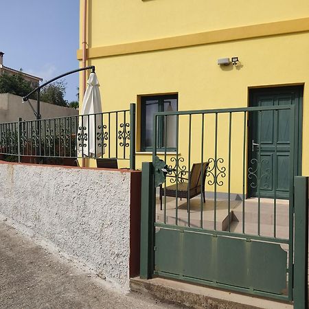Casa Vacanze - Villa San Pietro Exterior foto